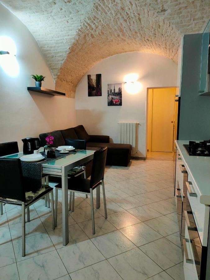 Stone House Apartment Martina Franca Bagian luar foto