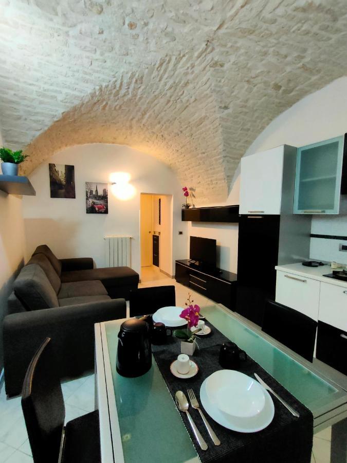Stone House Apartment Martina Franca Bagian luar foto