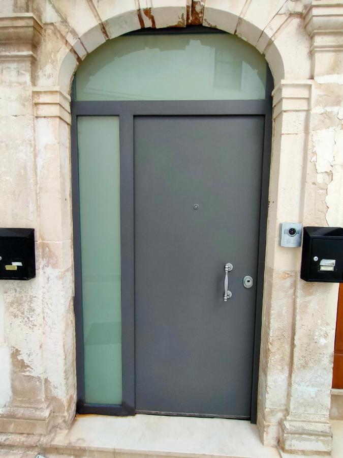 Stone House Apartment Martina Franca Bagian luar foto